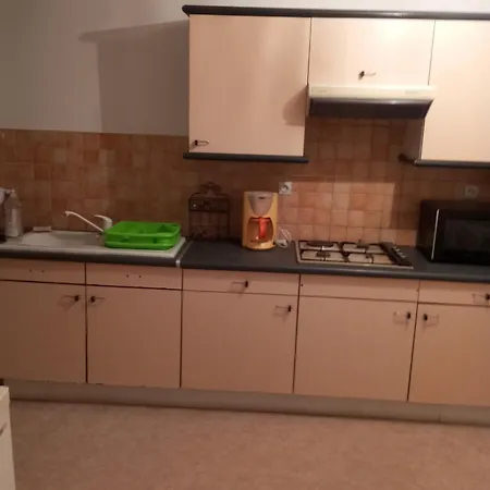 3 P Apartment Chatel-Guyon